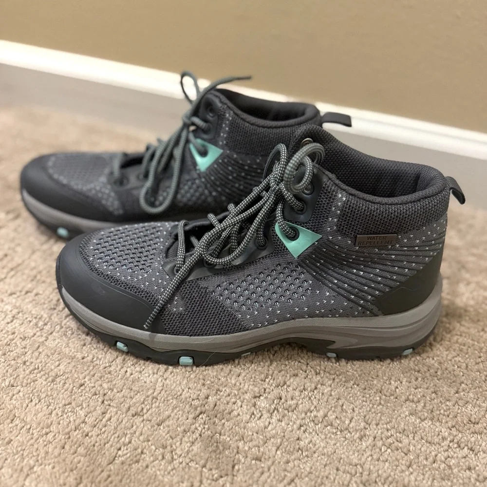 Skechers 158351 Trego Vegan Waterproof Hiking Boots Women’s US 9 Grey